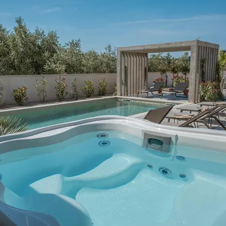 Villa Beautiful Utopia *