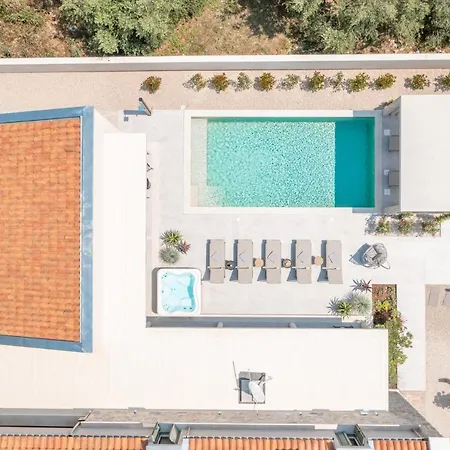 Villa Beautiful Utopia *