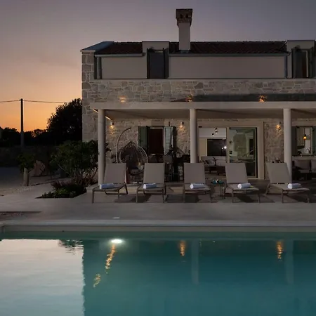 Beautiful Utopia *
