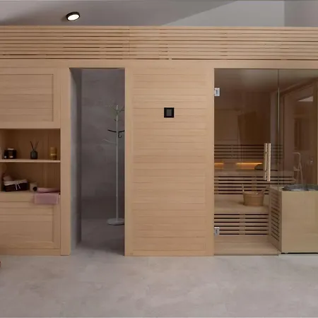 Beautiful Utopia Villa